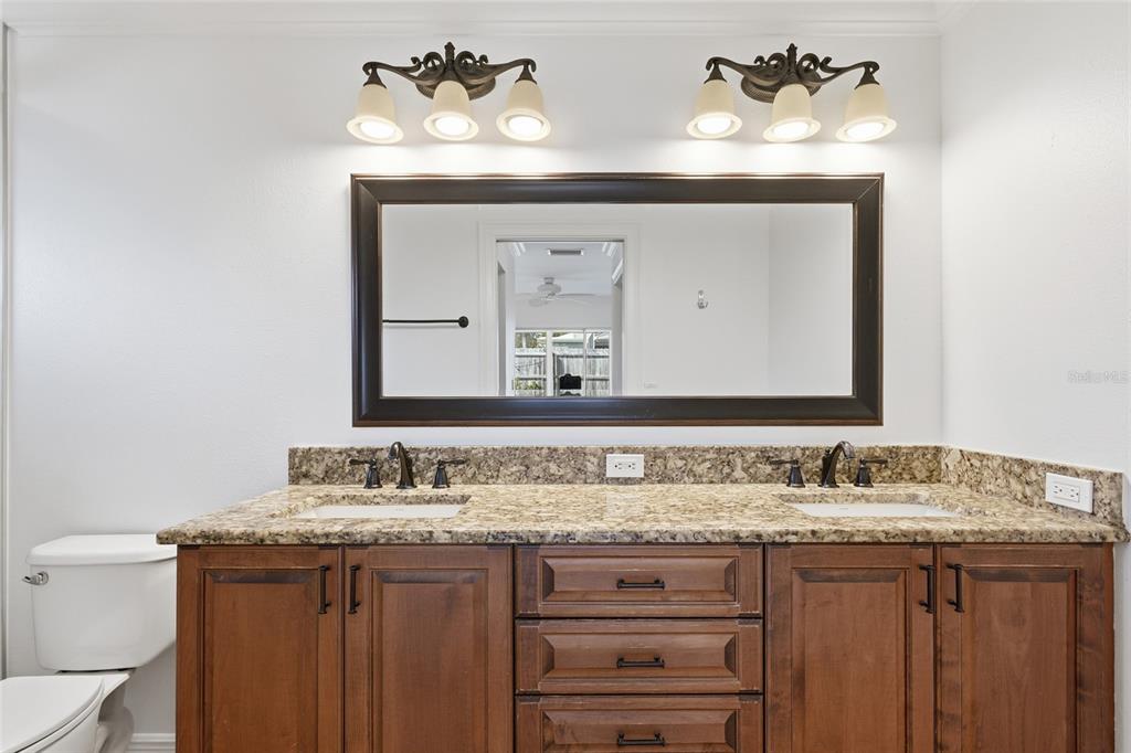 Sarasota, Florida, 34238, United States, 3 Bedrooms Bedrooms, ,2 BathroomsBathrooms,Residential,For Sale,1999159