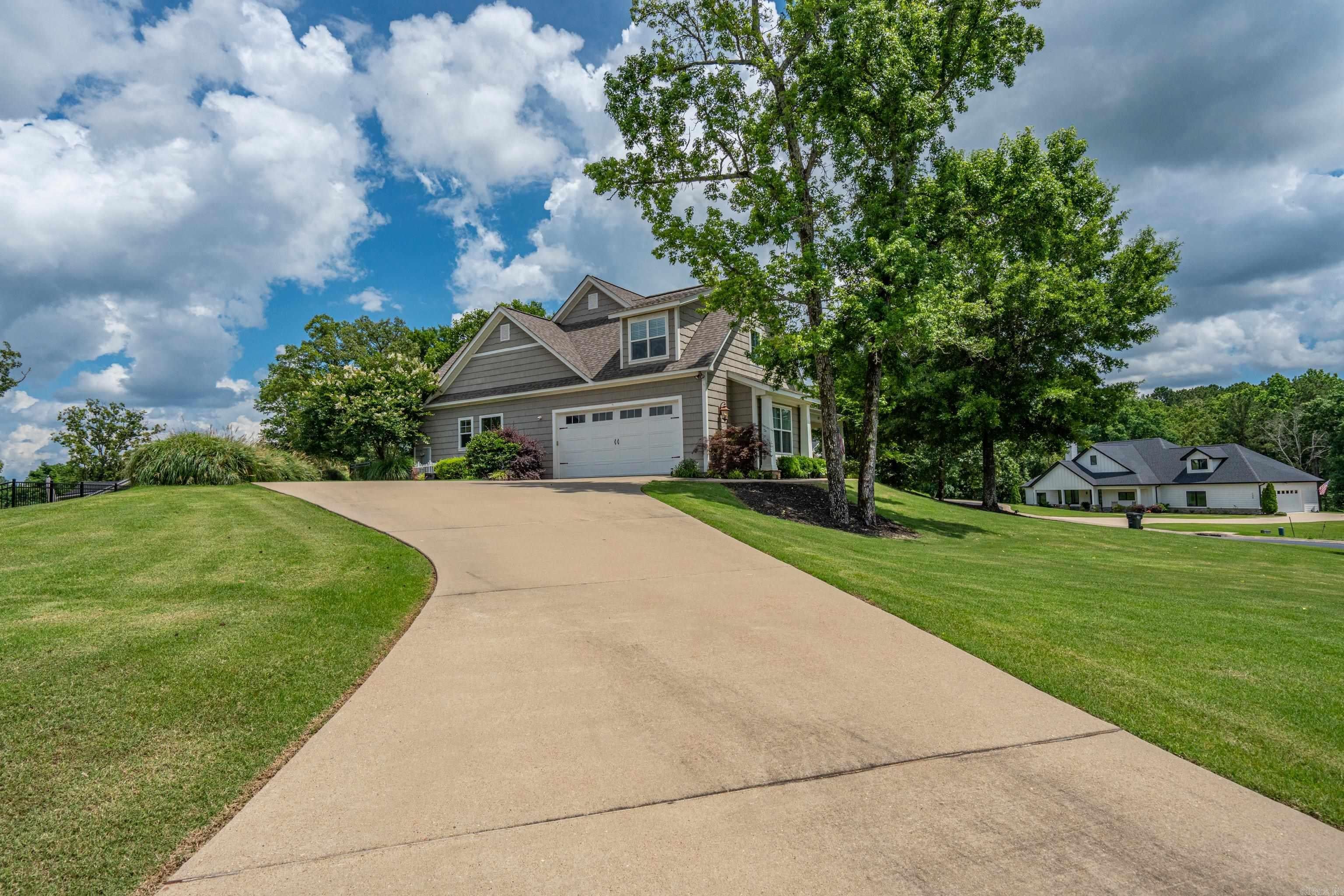 Hot Springs, Arkansas, 71913, United States, 4 Bedrooms Bedrooms, ,4 BathroomsBathrooms,Residential,For Sale,2019314