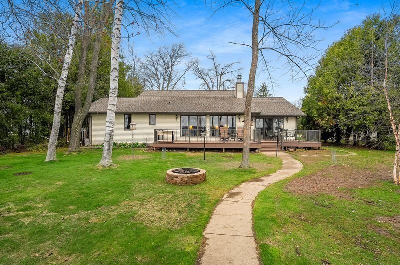 SHAWANO, Wisconsin, 54166, United States, 3 Bedrooms Bedrooms, ,2 BathroomsBathrooms,Residential,For Sale,1792978