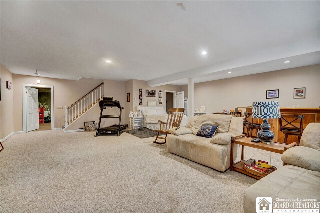 Bemus Point, New York, 14712, United States, 4 Bedrooms Bedrooms, ,5 BathroomsBathrooms,Residential,For Sale,2035252