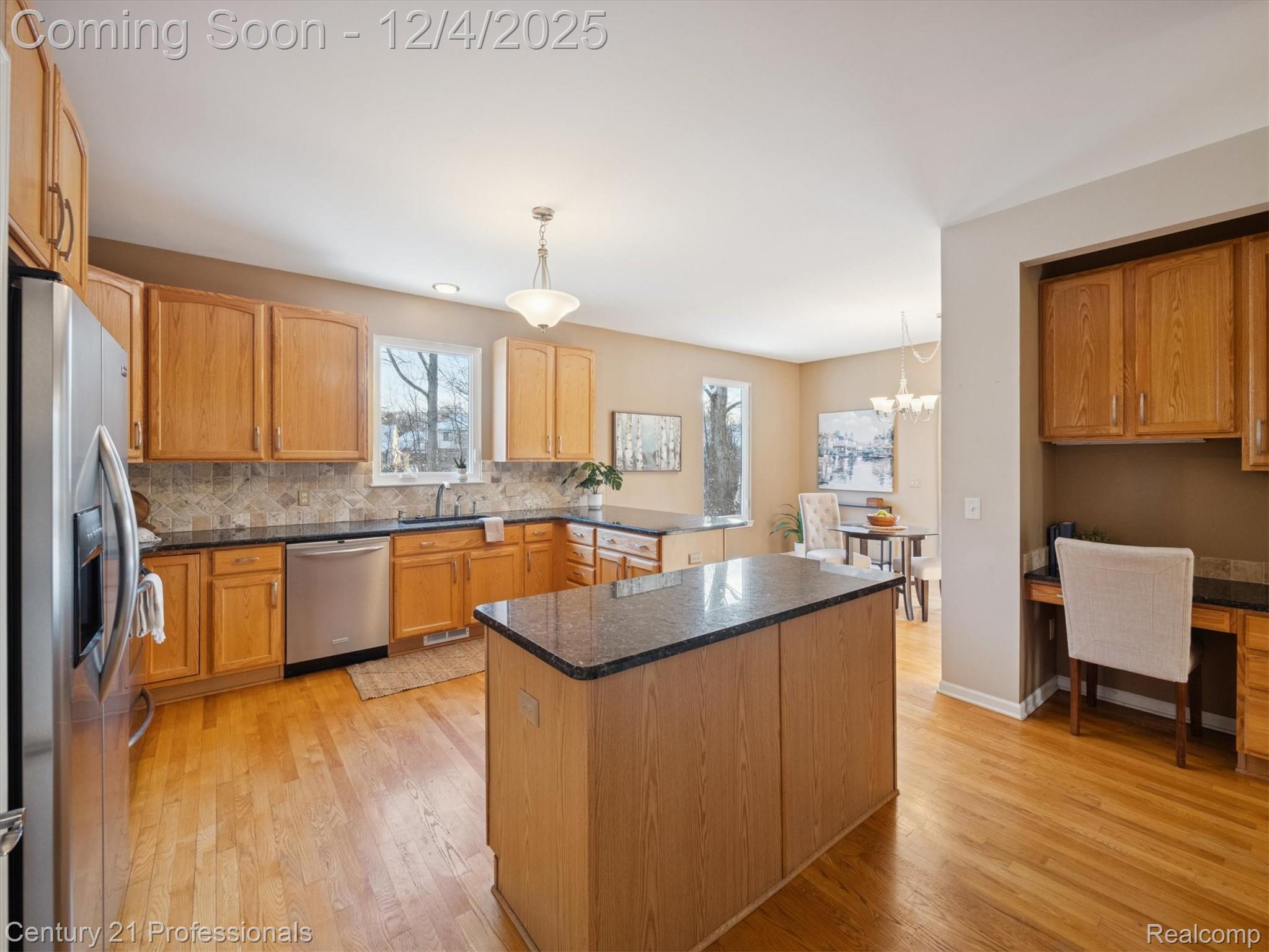 Orion, Michigan, 48360, United States, 4 Bedrooms Bedrooms, ,4 BathroomsBathrooms,Residential,For Sale,2001208