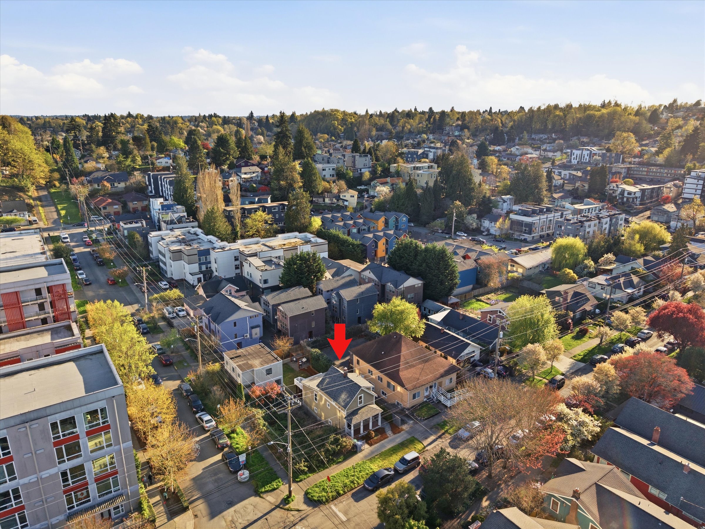  3557 S Hudson St, Seattle, WA 98118 - 物件實景