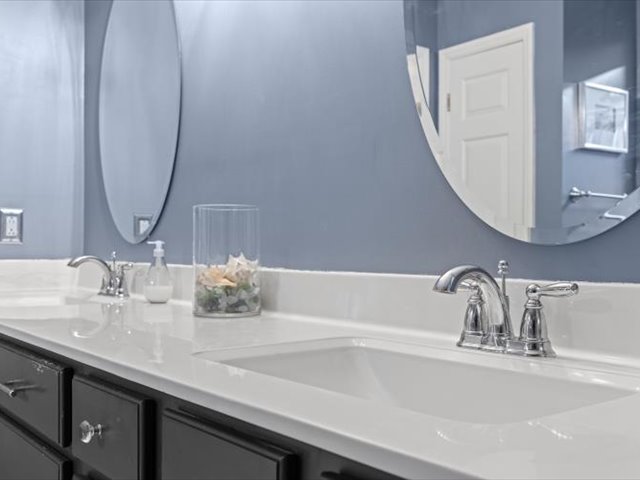 Fort Mill, South Carolina, 29708, United States, 4 Bedrooms Bedrooms, ,3 BathroomsBathrooms,Residential,For Sale,1977828