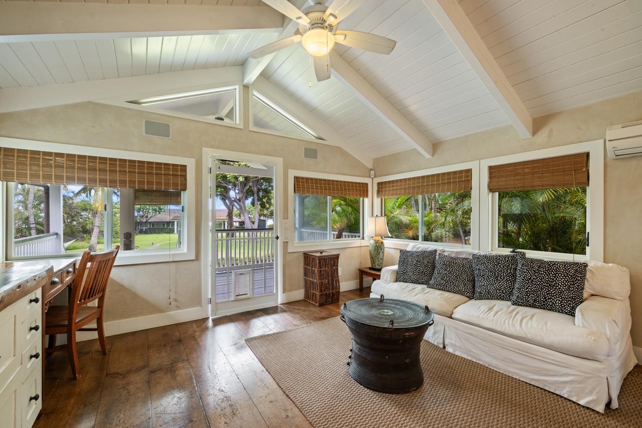 Wailuku, Hawaii, 96793, United States, 2 Bedrooms Bedrooms, ,3 BathroomsBathrooms,Residential,For Sale,1924877