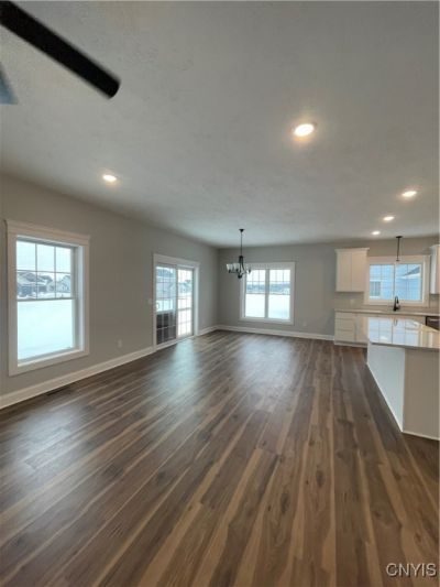 Baldwinsville, New York, 13027, United States, 3 Bedrooms Bedrooms, ,3 BathroomsBathrooms,Residential,For Sale,1918094