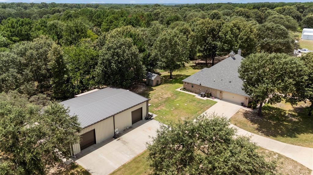 Lindale, Texas, 75771, United States, 4 Bedrooms Bedrooms, ,4 BathroomsBathrooms,Residential,For Sale,1903867