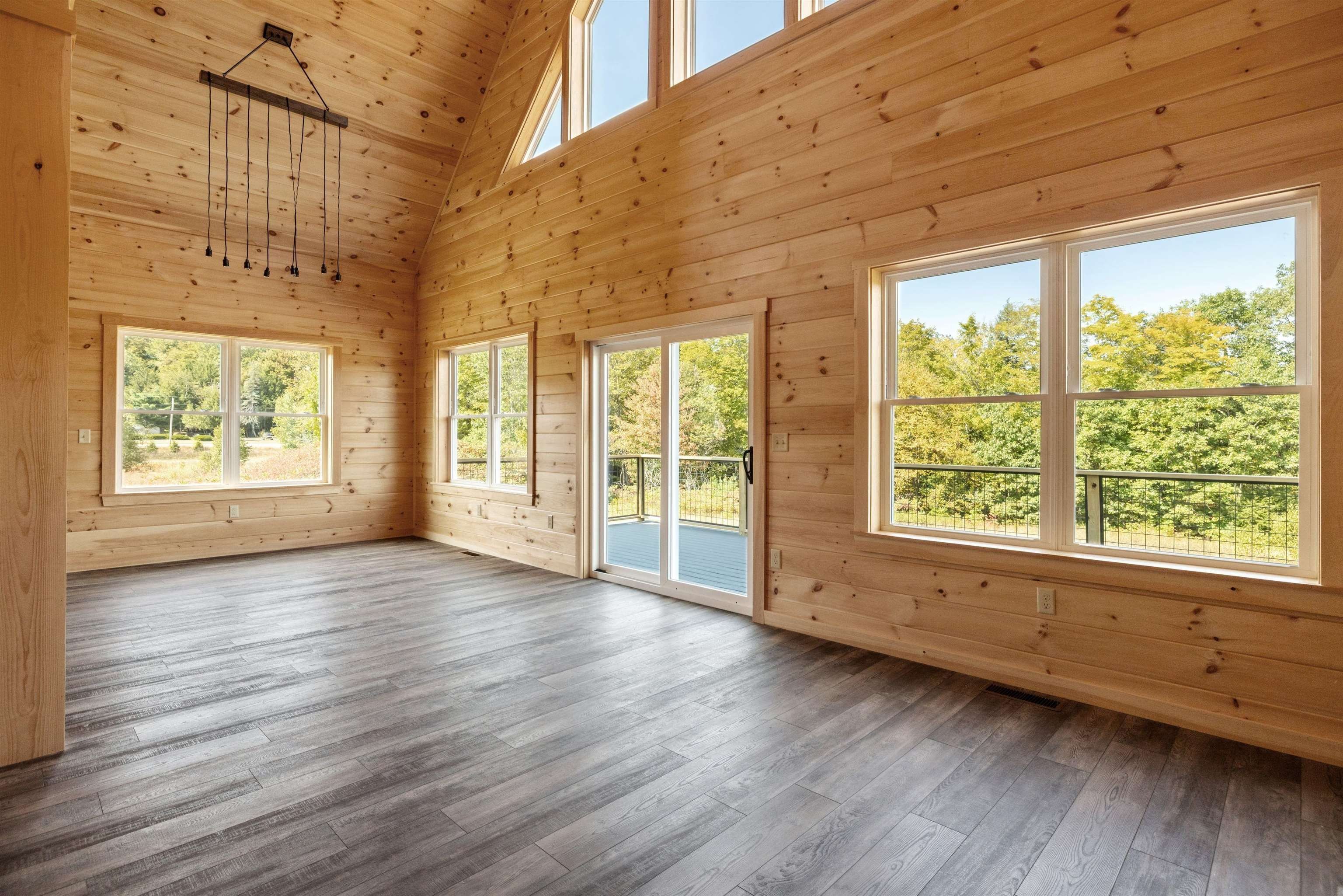 Thornton, New Hampshire, 03285, United States, 3 Bedrooms Bedrooms, ,3 BathroomsBathrooms,Residential,For Sale,1974292