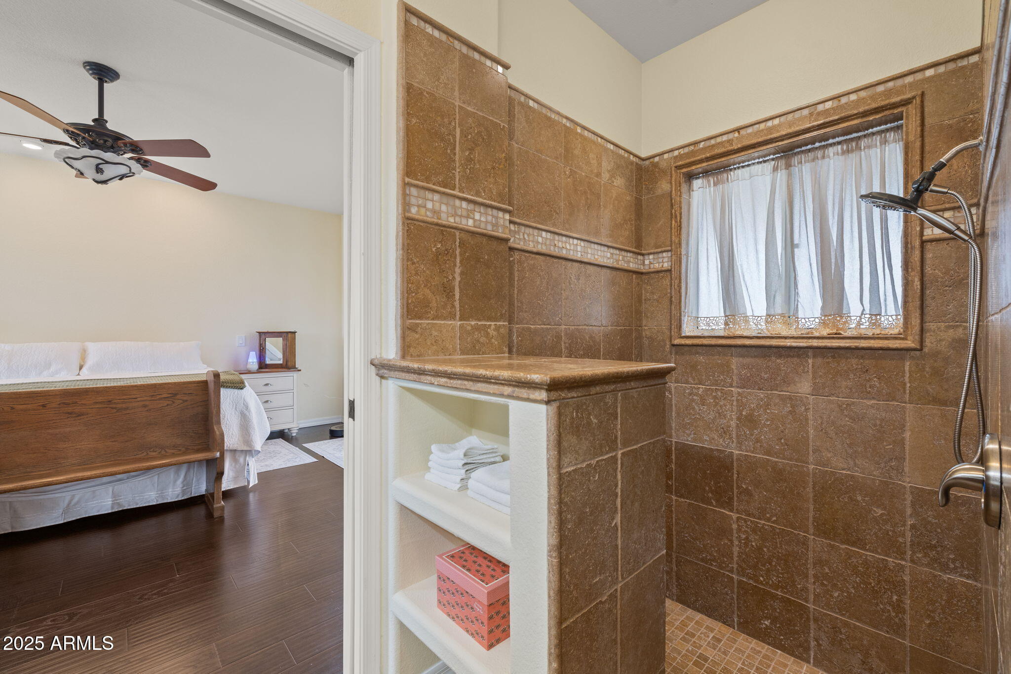 Peoria, Arizona, 85383, United States, 3 Bedrooms Bedrooms, ,2 BathroomsBathrooms,Residential,For Sale,1989299