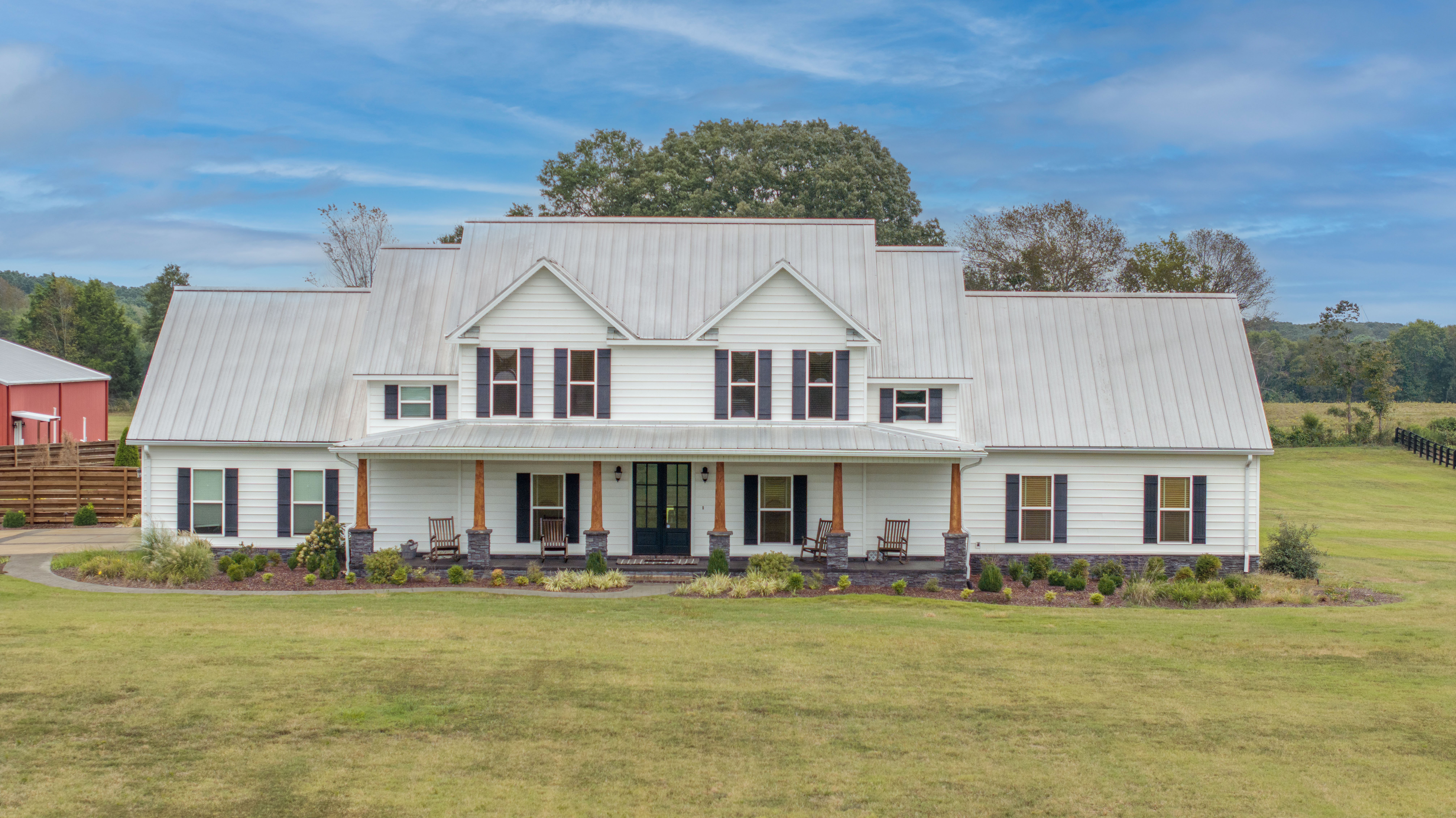 Florence, Alabama, 35633, United States, 3 Bedrooms Bedrooms, ,4 BathroomsBathrooms,Residential,For Sale,1944845