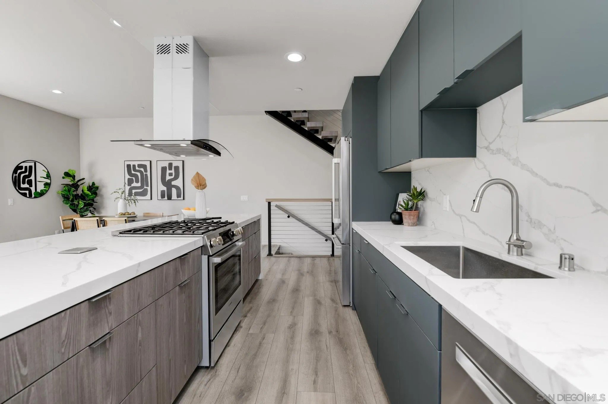 San Diego, California, 92104, United States, 3 Bedrooms Bedrooms, ,3 BathroomsBathrooms,Residential,For Sale,1942176