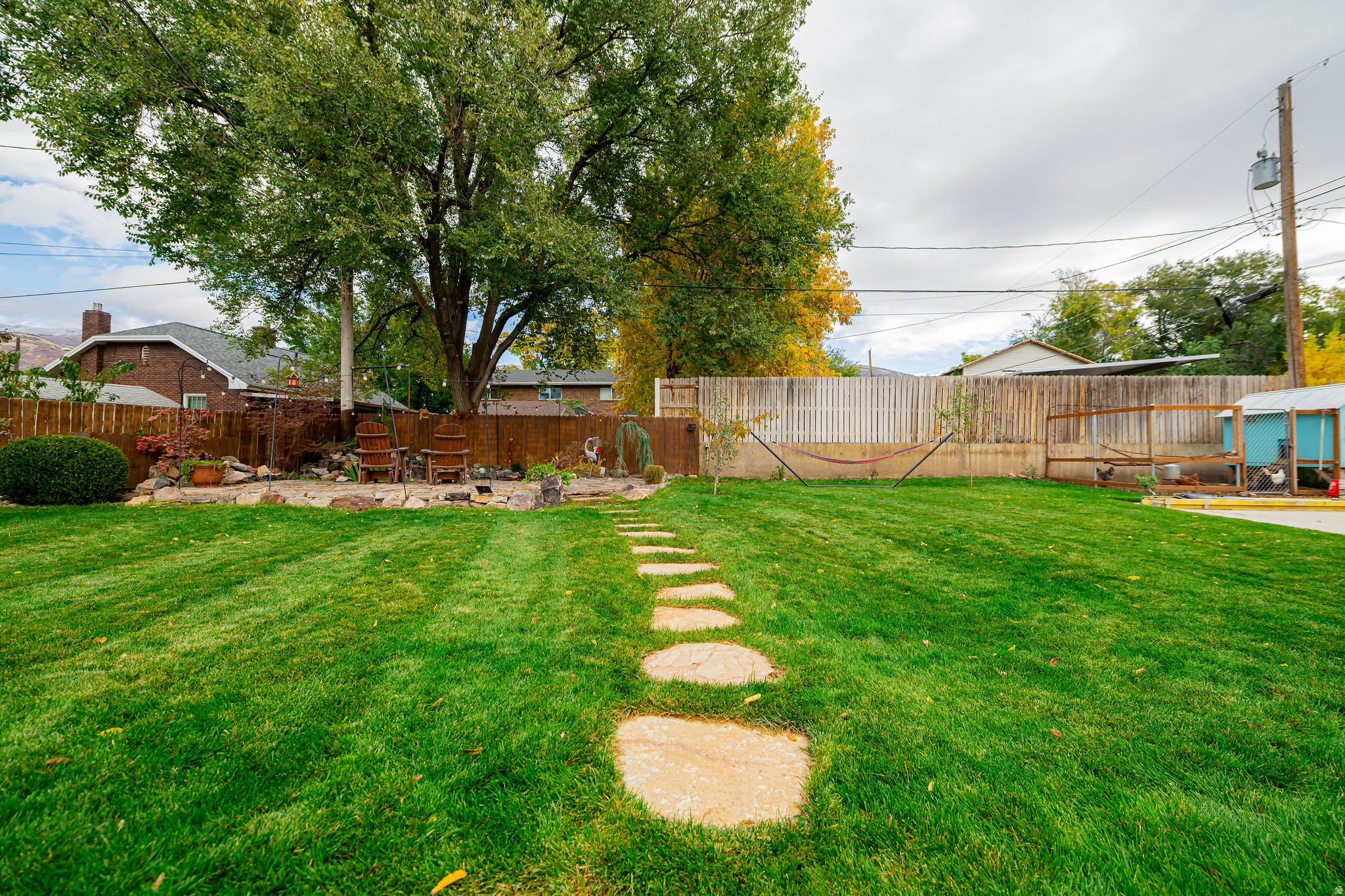 Bountiful, Utah, 84010, United States, 3 Bedrooms Bedrooms, ,2 BathroomsBathrooms,Residential,For Sale,1985173