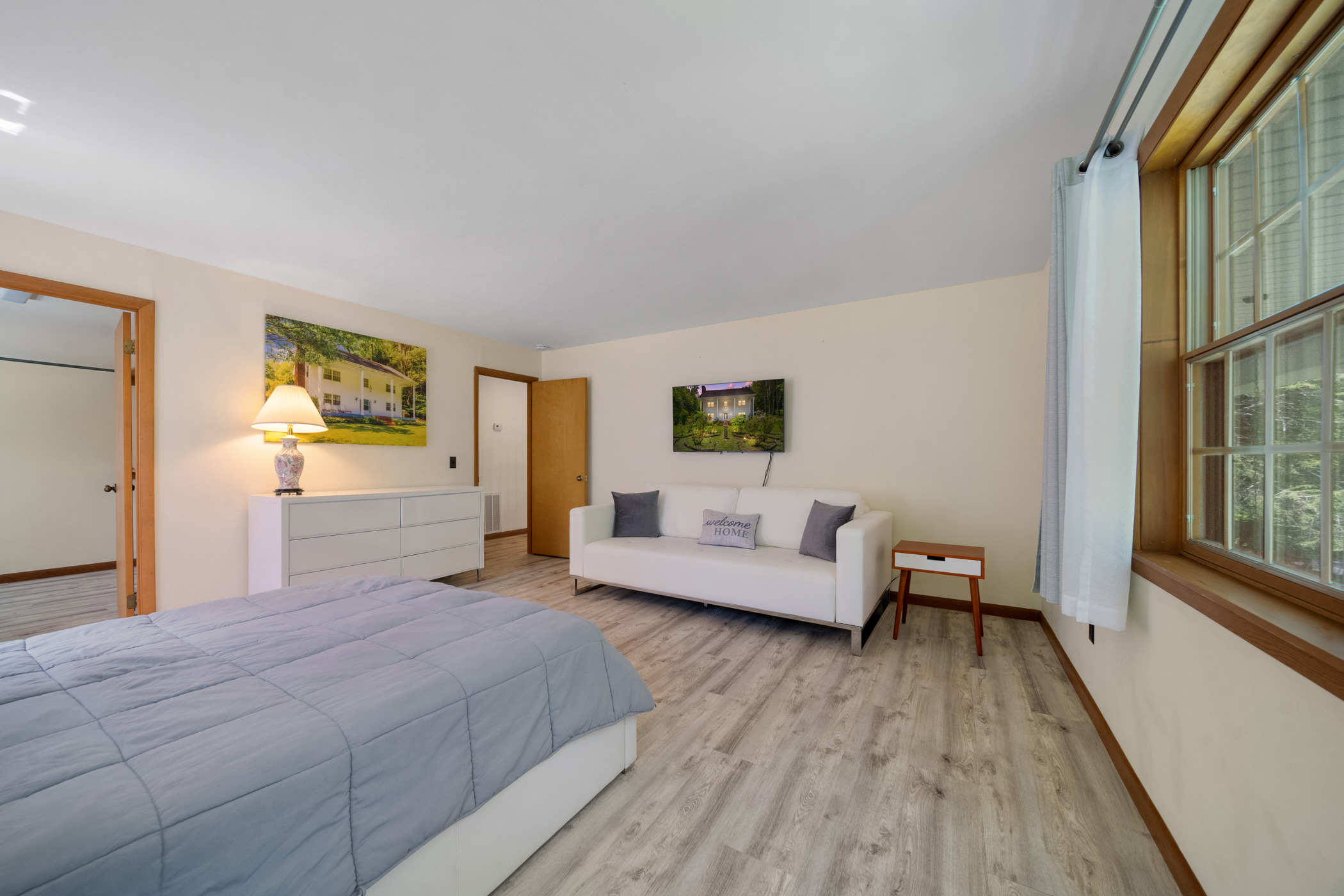 Gatlinburg, Tennessee, 37738, United States, 4 Bedrooms Bedrooms, ,3 BathroomsBathrooms,Residential,For Sale,1974957