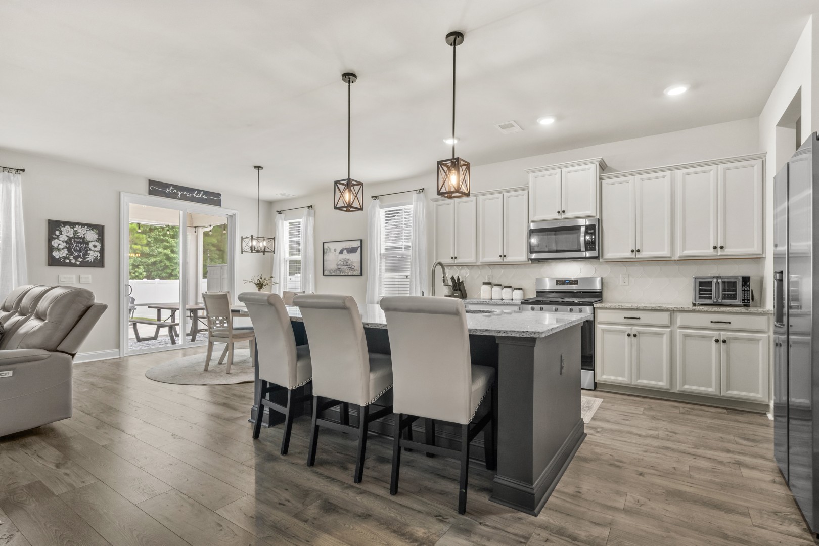 Myrtle Beach, South Carolina, 29588, United States, 4 Bedrooms Bedrooms, ,3 BathroomsBathrooms,Residential,For Sale,1982138