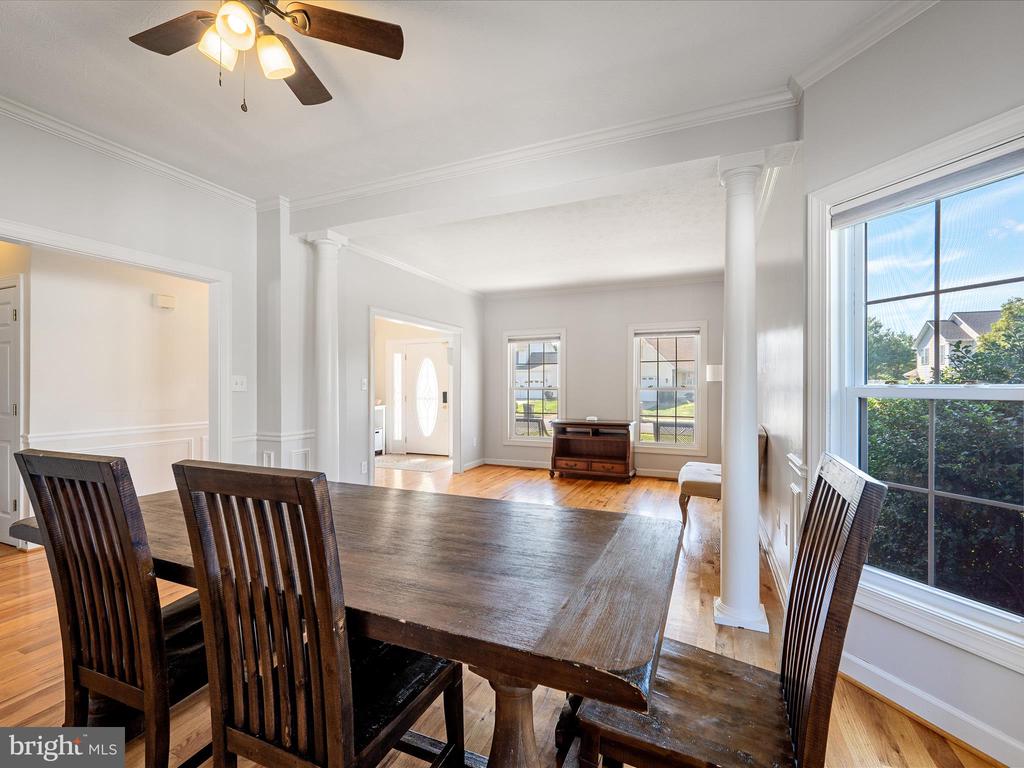 Stephens City, Virginia, 22655, United States, 4 Bedrooms Bedrooms, ,4 BathroomsBathrooms,Residential,For Sale,1905716