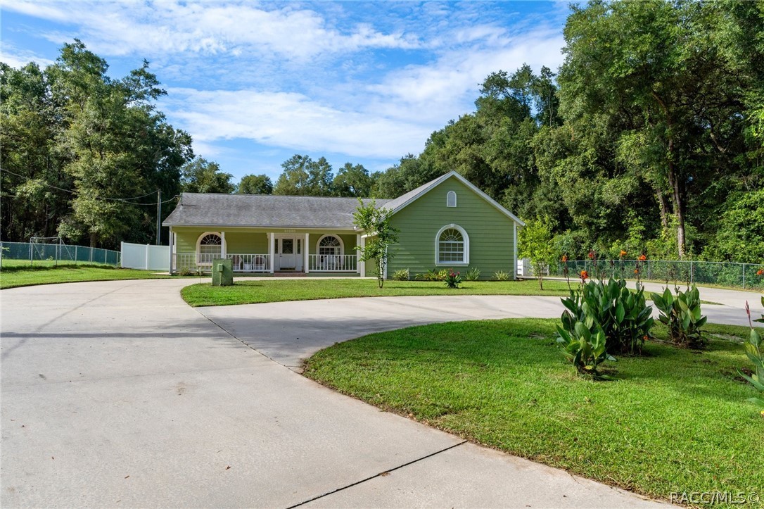 Dunnellon, Florida, 34431, United States, 4 Bedrooms Bedrooms, ,2 BathroomsBathrooms,Residential,For Sale,1920438