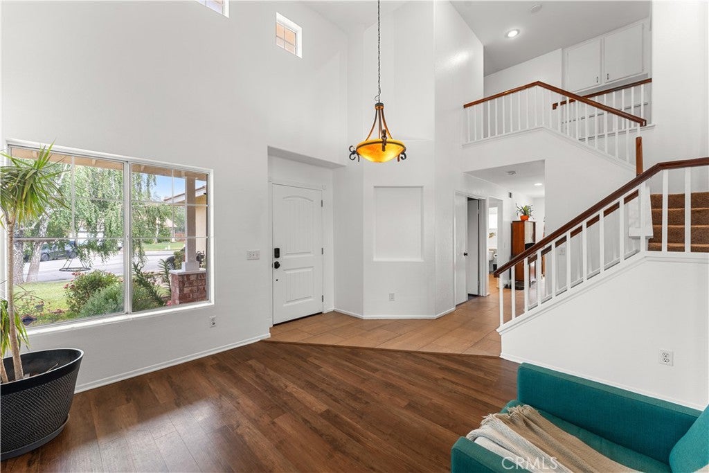 Yucaipa, California, 92399, United States, 5 Bedrooms Bedrooms, ,3 BathroomsBathrooms,Residential,For Sale,1943197