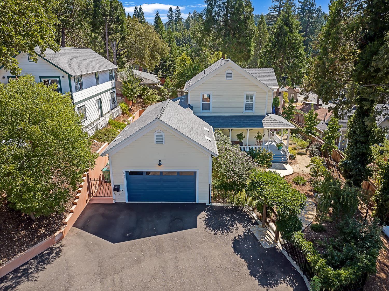 Placerville, California, 95667, United States, 4 Bedrooms Bedrooms, ,2 BathroomsBathrooms,Residential,For Sale,1978862