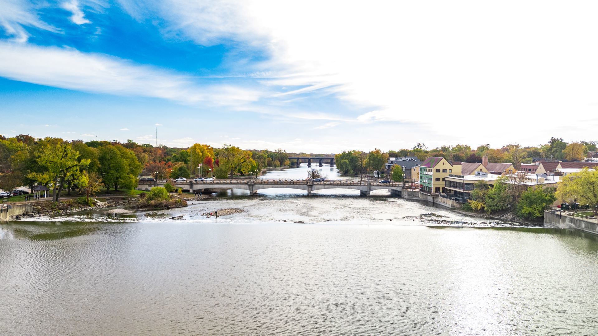 Geneva, Illinois, 60134, United States, 4 Bedrooms Bedrooms, ,2 BathroomsBathrooms,Residential,For Sale,1987622