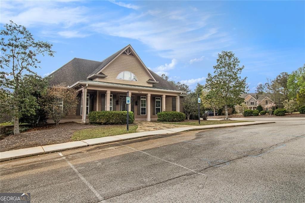 Douglasville, Georgia, 30135, United States, 5 Bedrooms Bedrooms, ,4 BathroomsBathrooms,Residential,For Sale,1886853