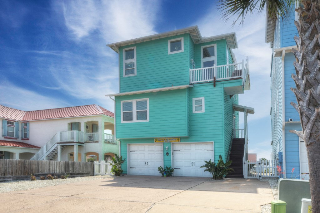 Port Aransas, Texas, 78373, United States, 4 Bedrooms Bedrooms, ,4 BathroomsBathrooms,Residential,For Sale,1837341