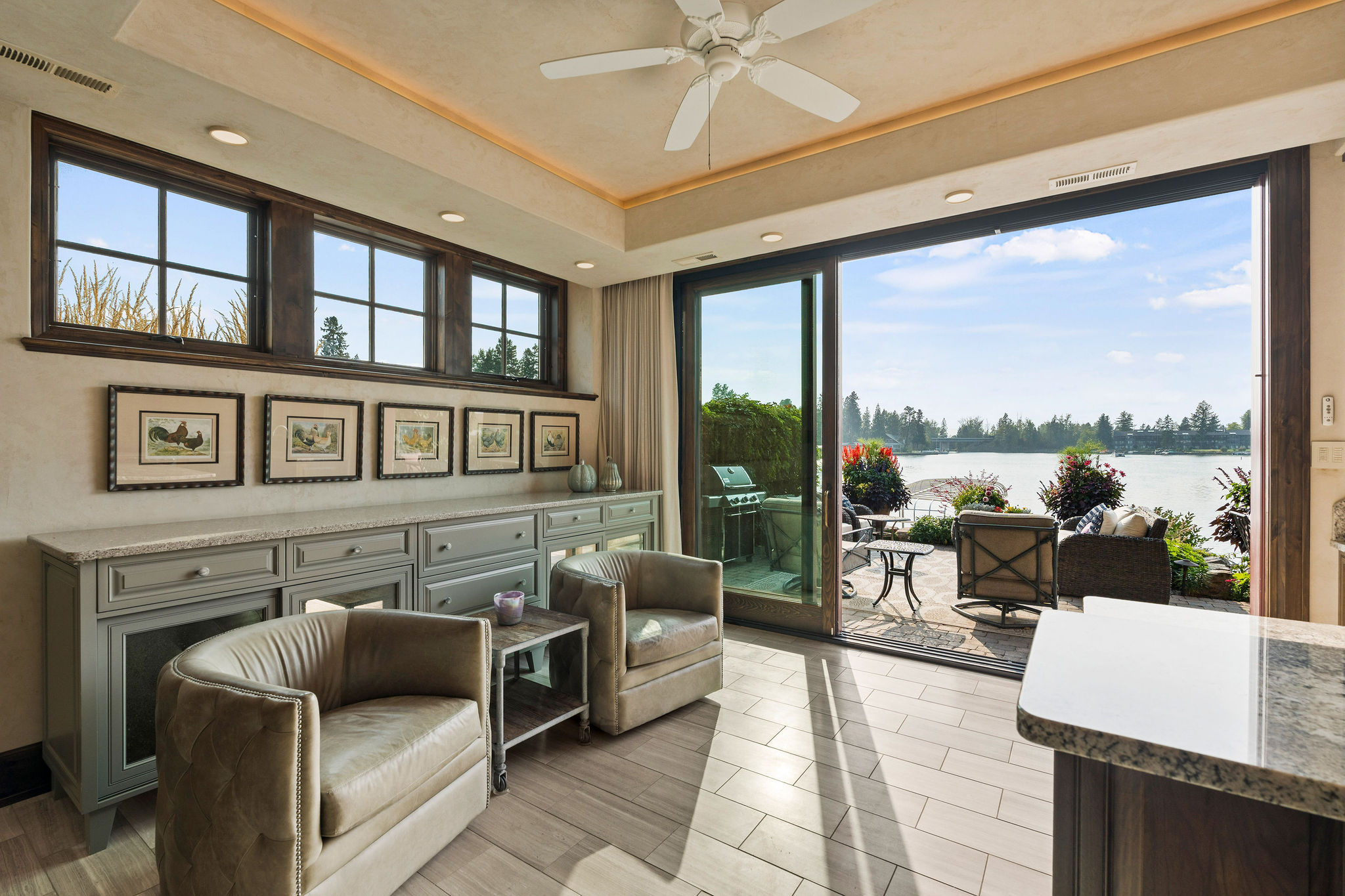  464 Electric Avenue, Unit C - 物件實景