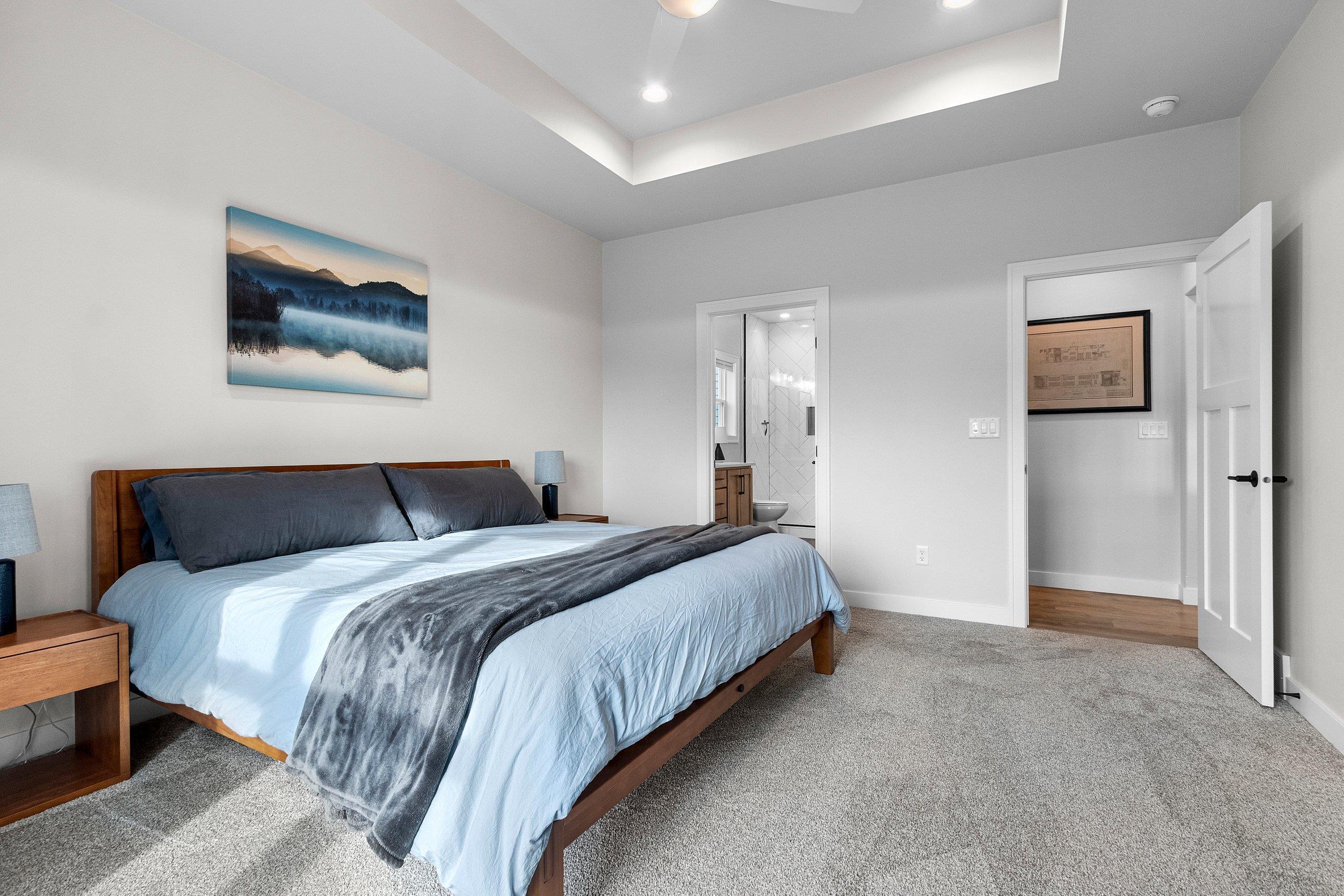 SUAMICO, Wisconsin, 54313, United States, 5 Bedrooms Bedrooms, ,4 BathroomsBathrooms,Residential,For Sale,2000952