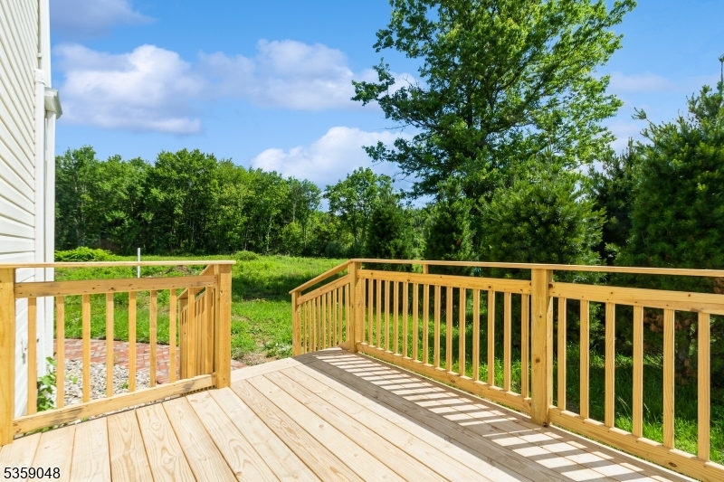 Franklin Twp., New Jersey, 08825, United States, 2 Bedrooms Bedrooms, ,3 BathroomsBathrooms,Residential,For Sale,1820941