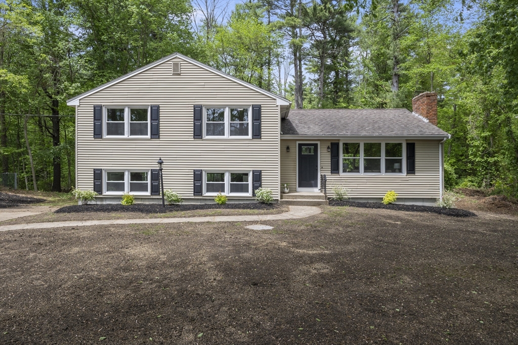 Mansfield, Massachusetts, 02048, United States, 4 Bedrooms Bedrooms, ,2 BathroomsBathrooms,Residential,For Sale,1942588