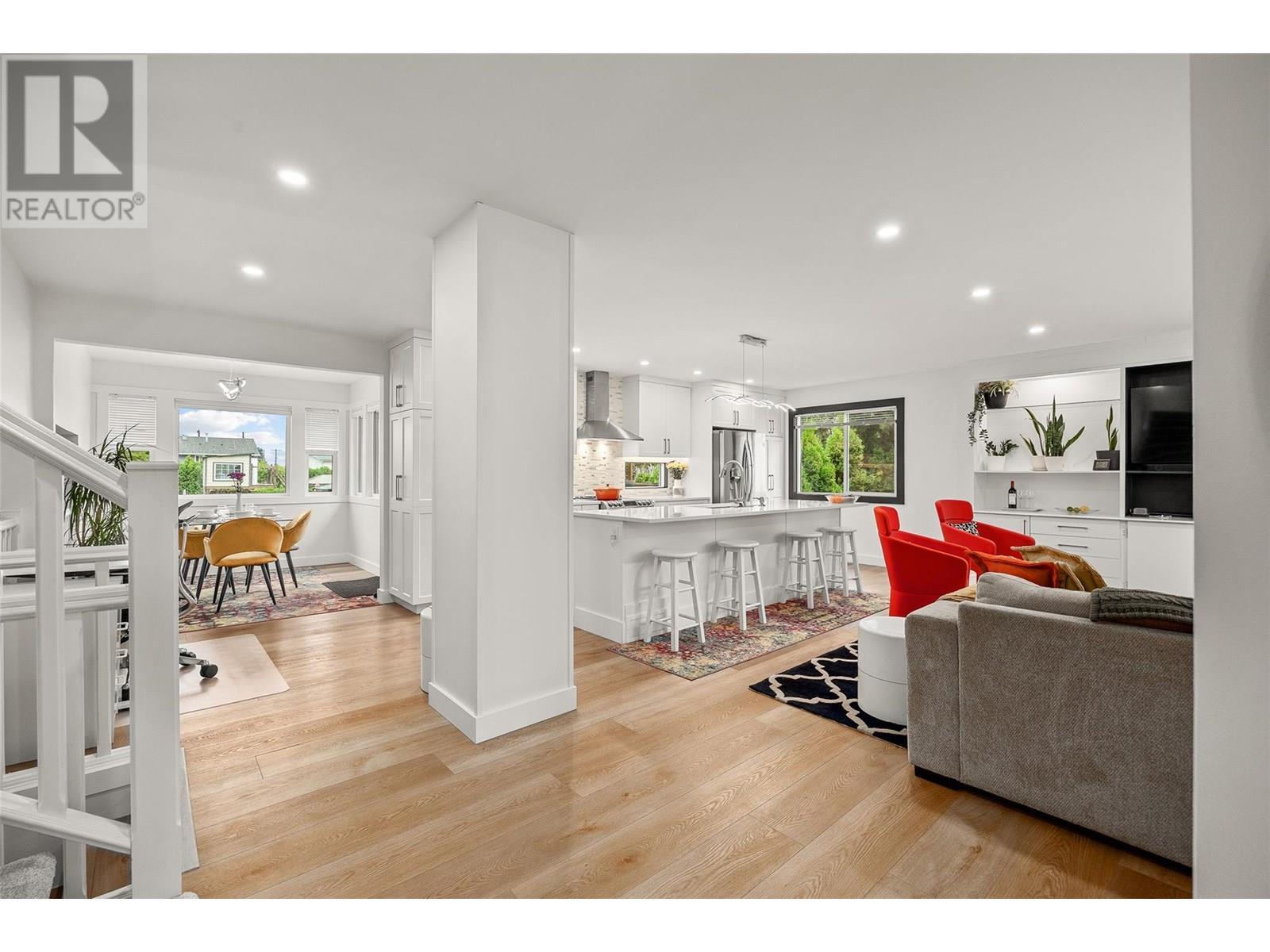 KELOWNA, British Columbia, V1X 5W5, CA, 3 Bedrooms Bedrooms, ,2 BathroomsBathrooms,Residential,For Sale,1950193