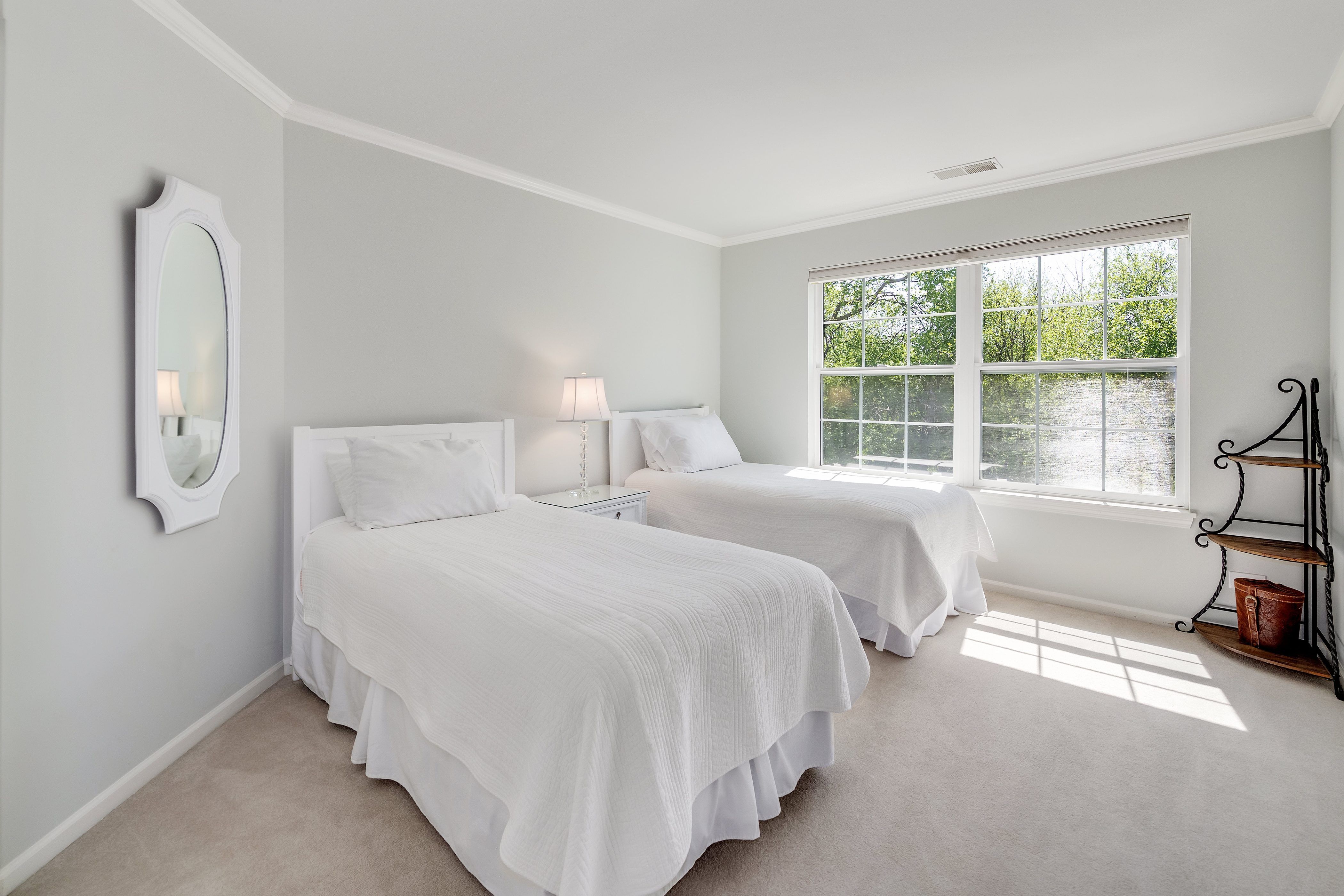  Open Concept Ashbrook Townhome - 物件實景