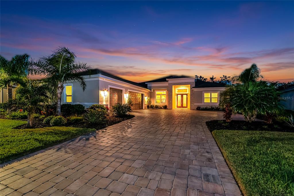 Parrish, Florida, 34219, United States, 4 Bedrooms Bedrooms, ,4 BathroomsBathrooms,Residential,For Sale,2001764