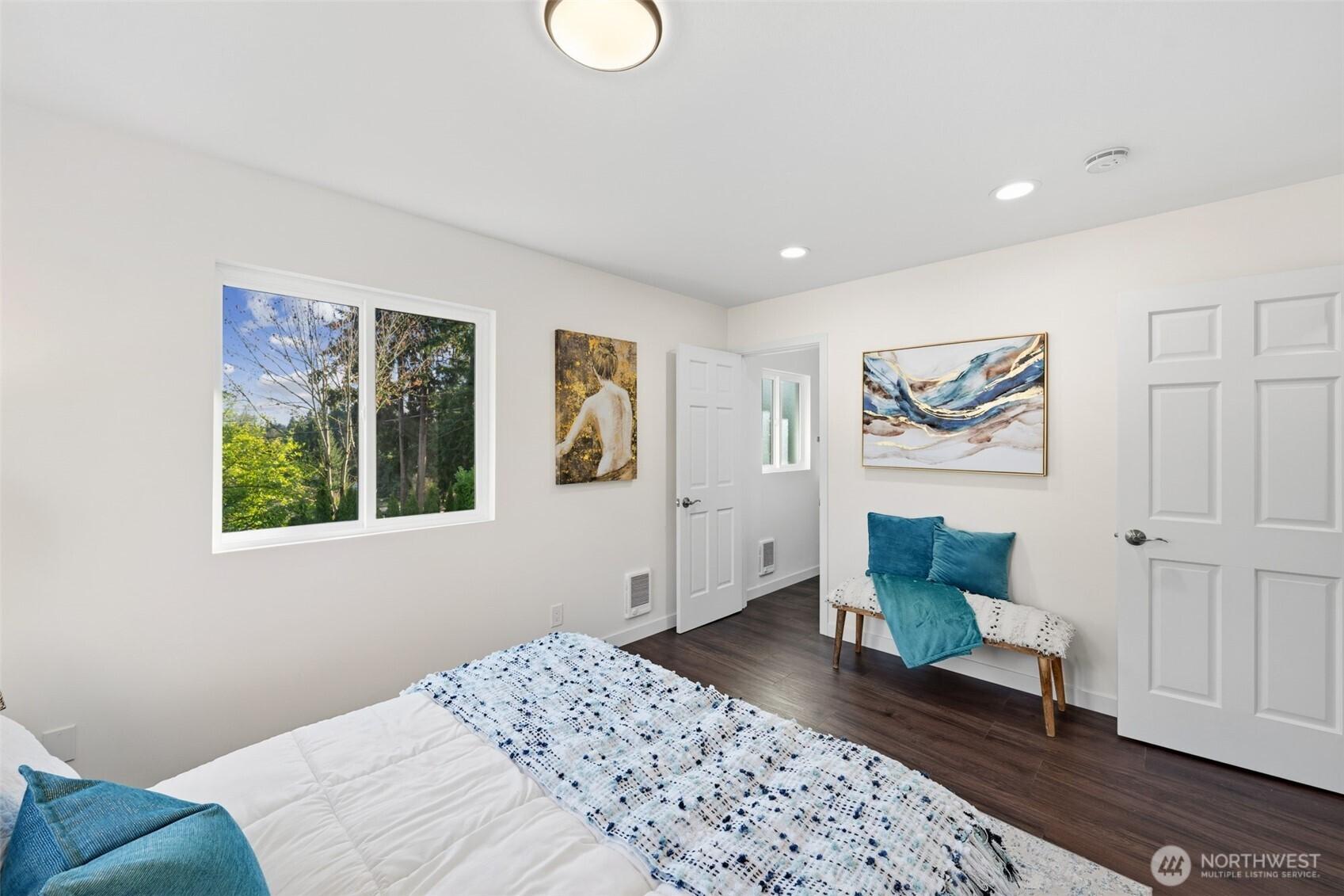 PUYALLUP, Washington, 98373, United States, 6 Bedrooms Bedrooms, ,3 BathroomsBathrooms,Residential,For Sale,2000795