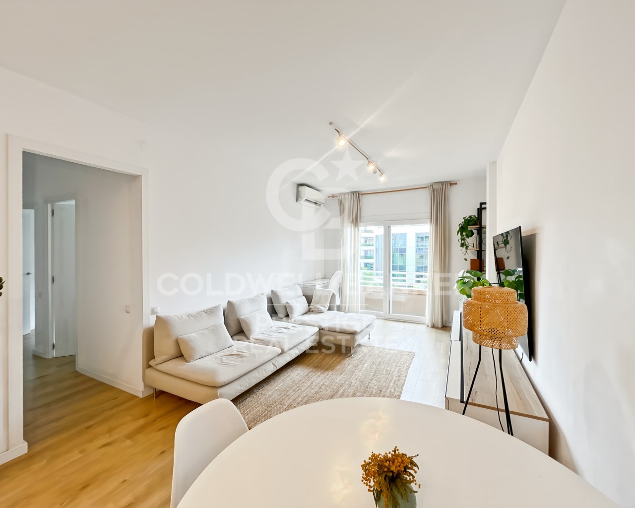 Barcelona, Catalonia, ES, 2 Bedrooms Bedrooms, ,1 BathroomBathrooms,Residential,For Sale,1908860