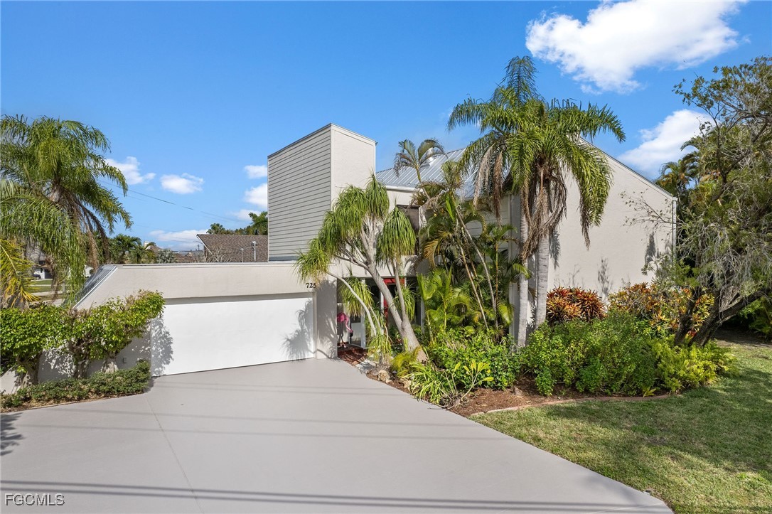 Cape Coral, Florida, 33914, United States, 3 Bedrooms Bedrooms, ,2 BathroomsBathrooms,Residential,For Sale,1975376