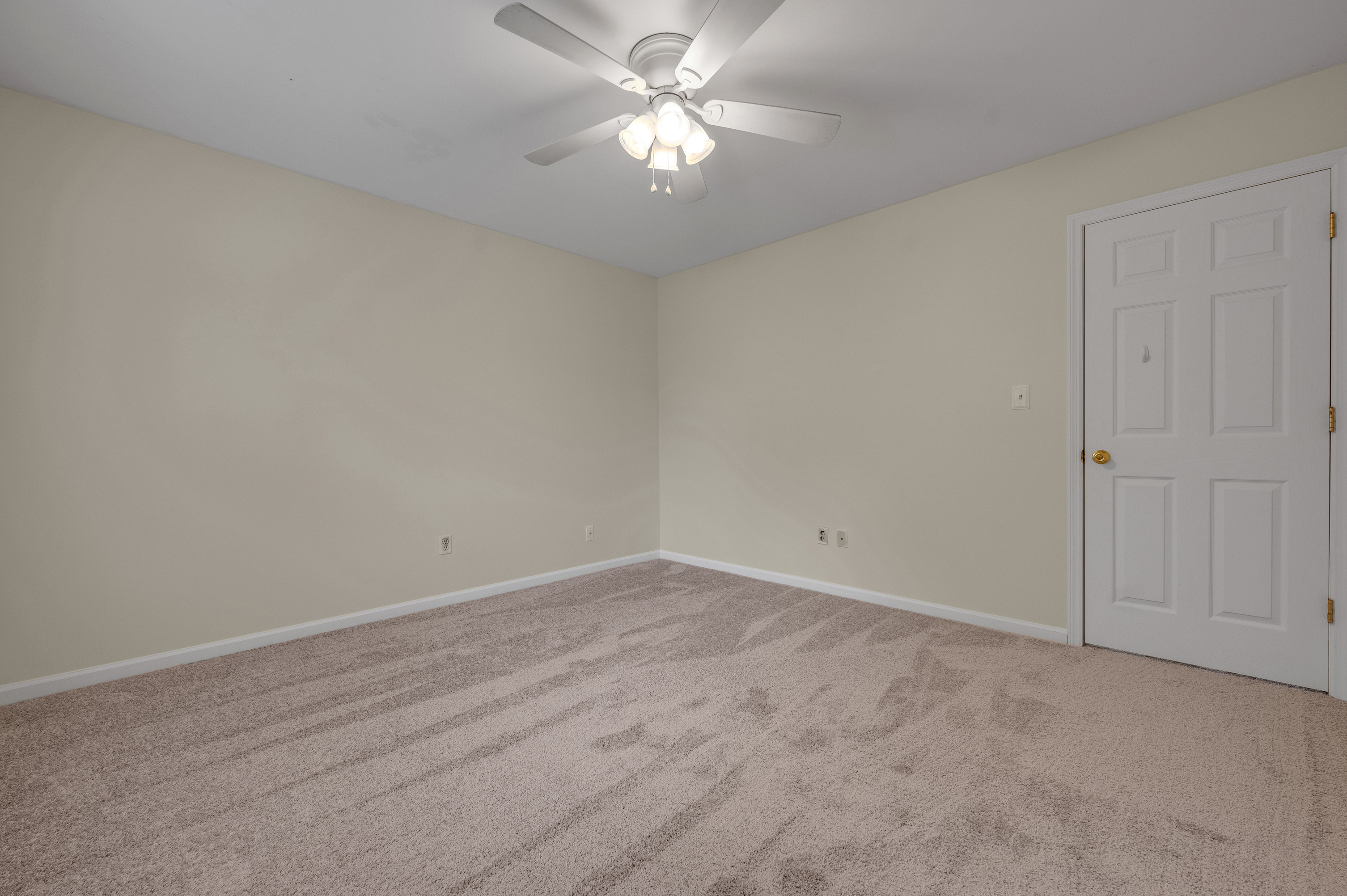  3809 Gillespies Glen - 物件實景