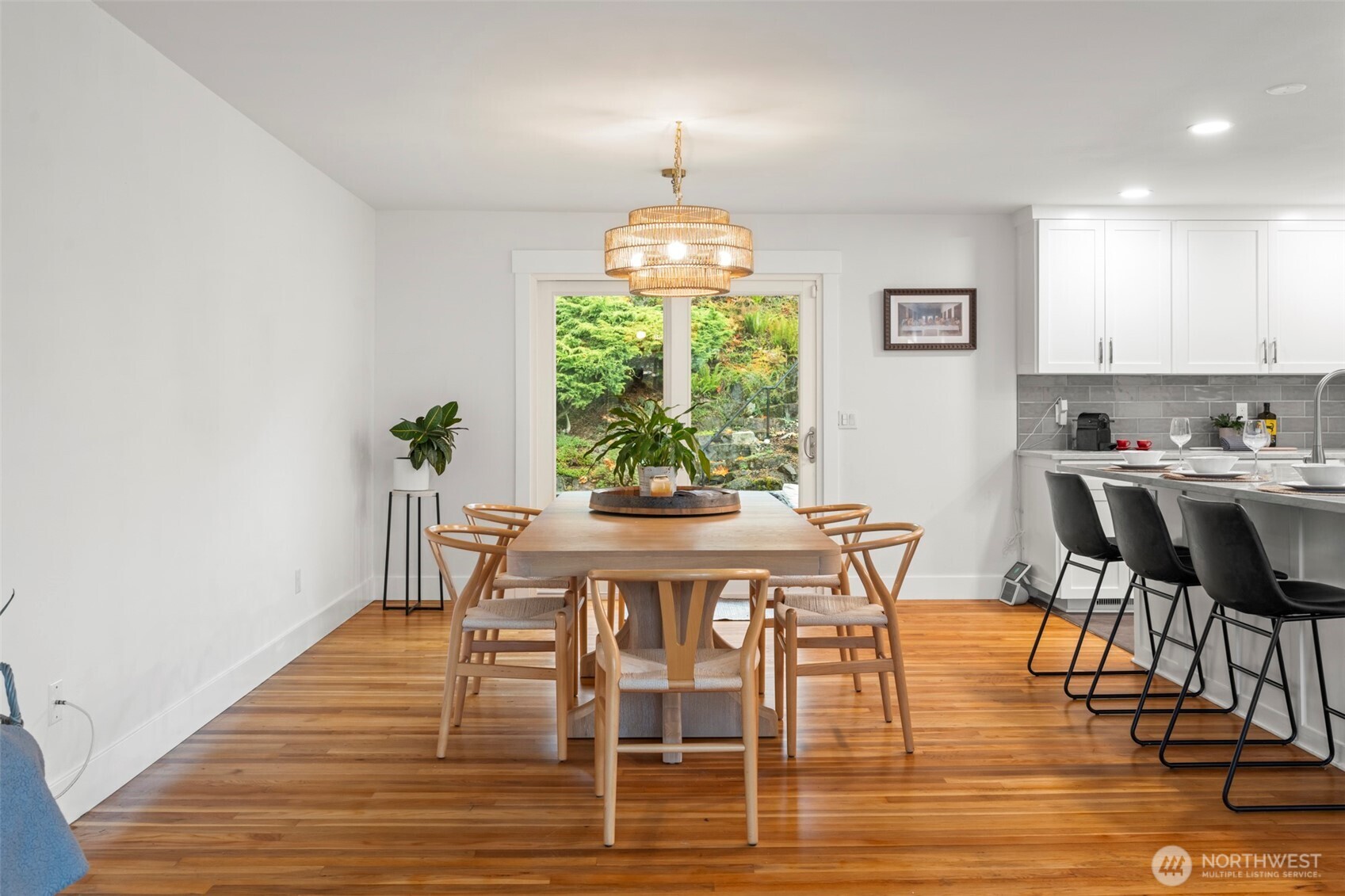 Des Moines, Washington, 98198, United States, 4 Bedrooms Bedrooms, ,2 BathroomsBathrooms,Residential,For Sale,1987867