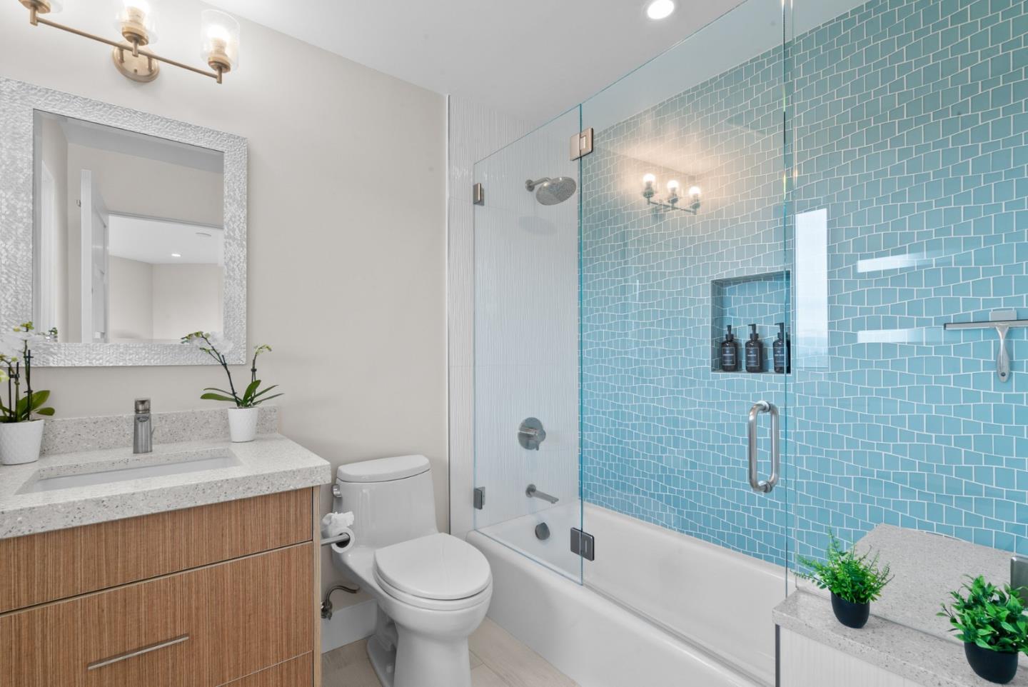 Los Gatos, California, 95030, United States, 5 Bedrooms Bedrooms, ,6 BathroomsBathrooms,Residential,For Sale,1997013