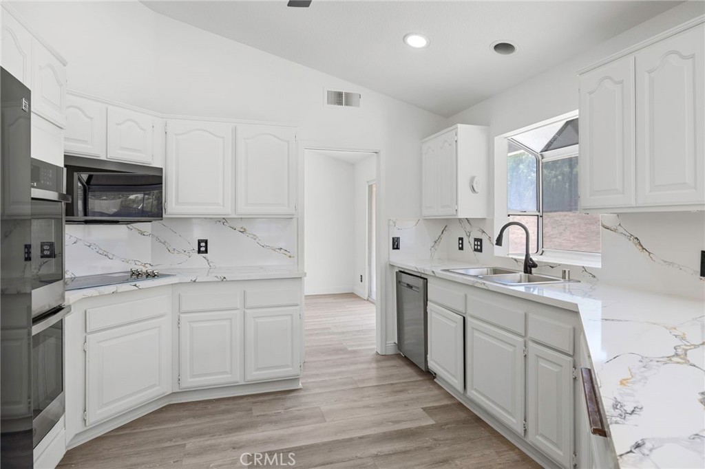 Hemet, California, 92545, United States, 4 Bedrooms Bedrooms, ,3 BathroomsBathrooms,Residential,For Sale,2037919
