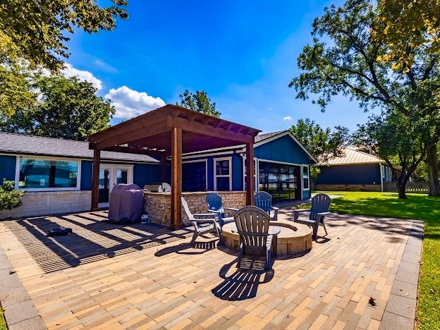 Possum Kingdom Lake, Texas, 76449, United States, 3 Bedrooms Bedrooms, ,2 BathroomsBathrooms,Residential,For Sale,1976028