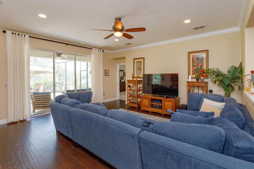 Clermont, Florida, 34711, United States, 3 Bedrooms Bedrooms, ,3 BathroomsBathrooms,Residential,For Sale,1827052