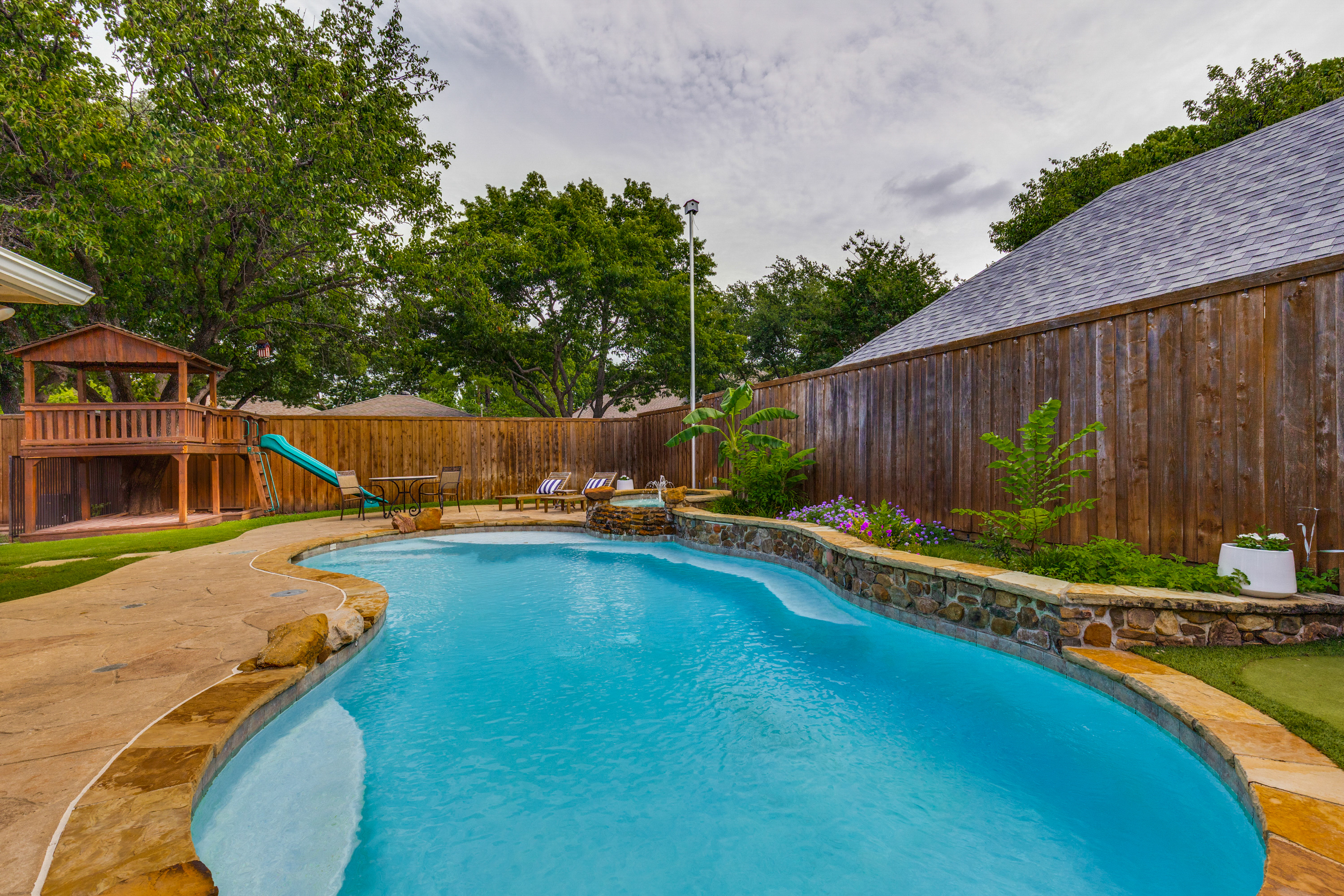  A North Dallas Gem in the Heart of the Tollway Corridor - 物件實景