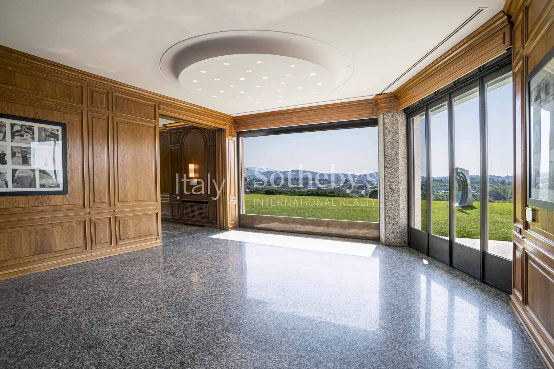  Distinguished villa with private art park and olive grove - 物件實景