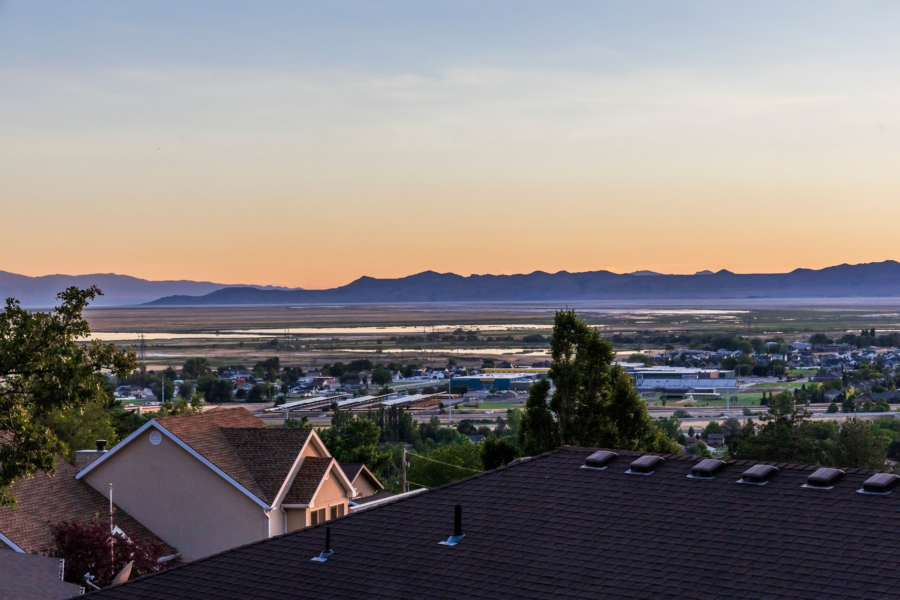  Farmington Rambler on Private Half-Acre with Incredible Views - 物件實景