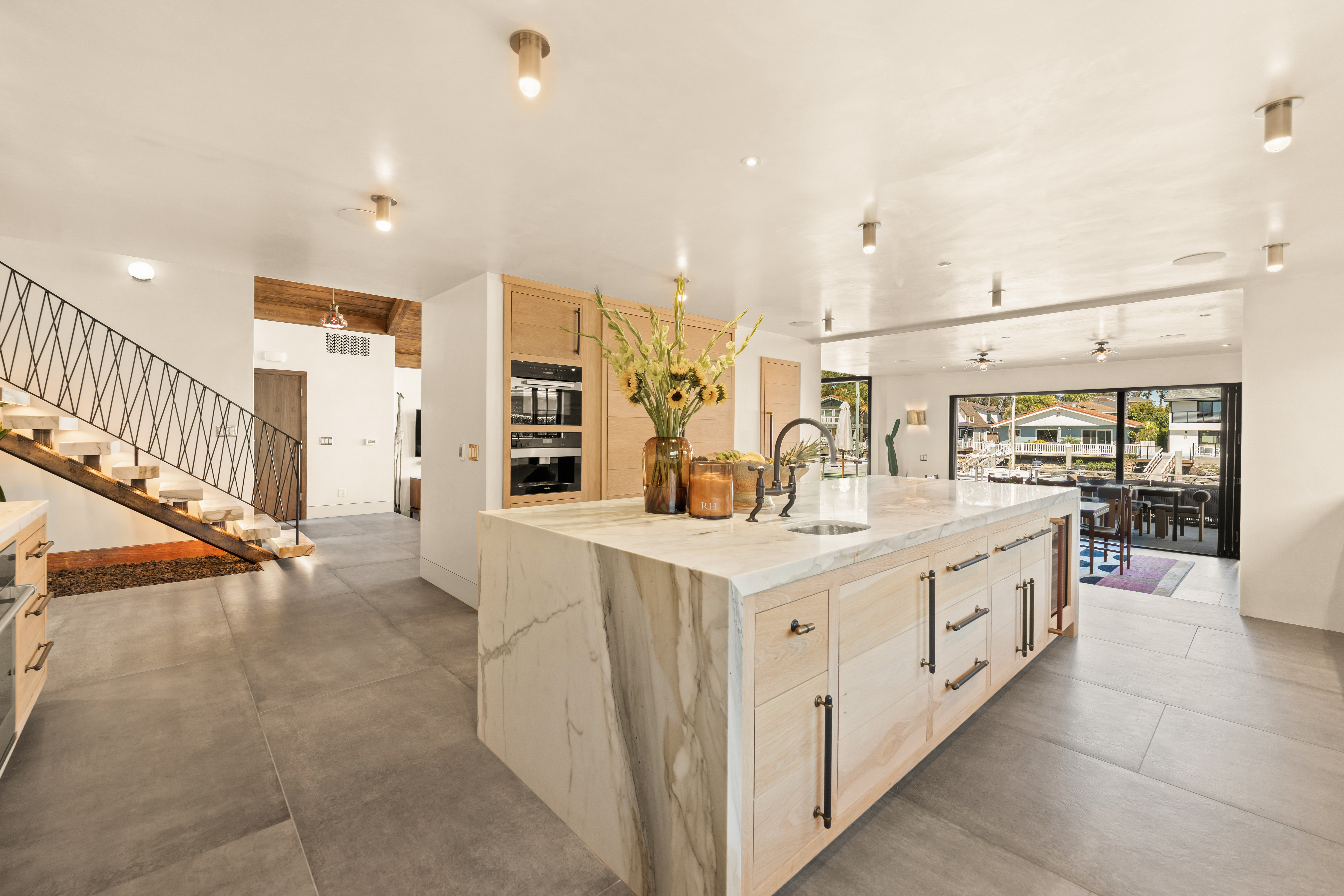  2832 Sailor Avenue, Ventura, CA 93001 - 物件實景