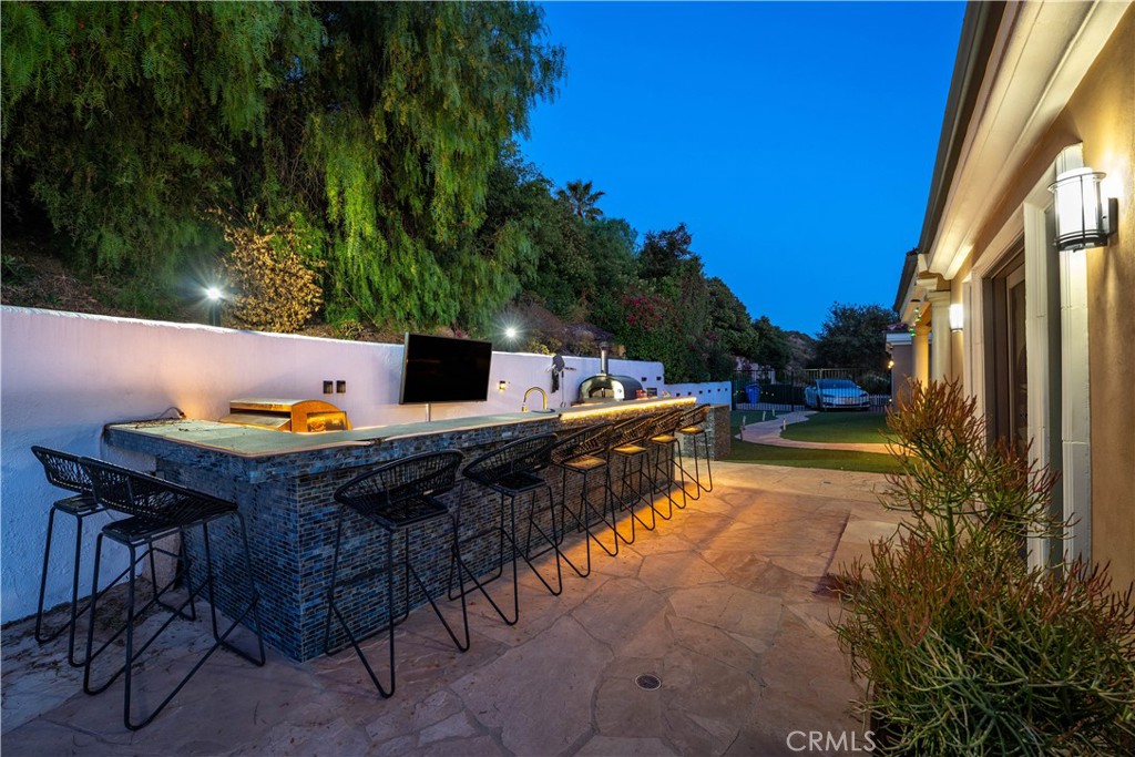 Calabasas, California, 91302, United States, 4 Bedrooms Bedrooms, ,4 BathroomsBathrooms,Residential,For Sale,1856479