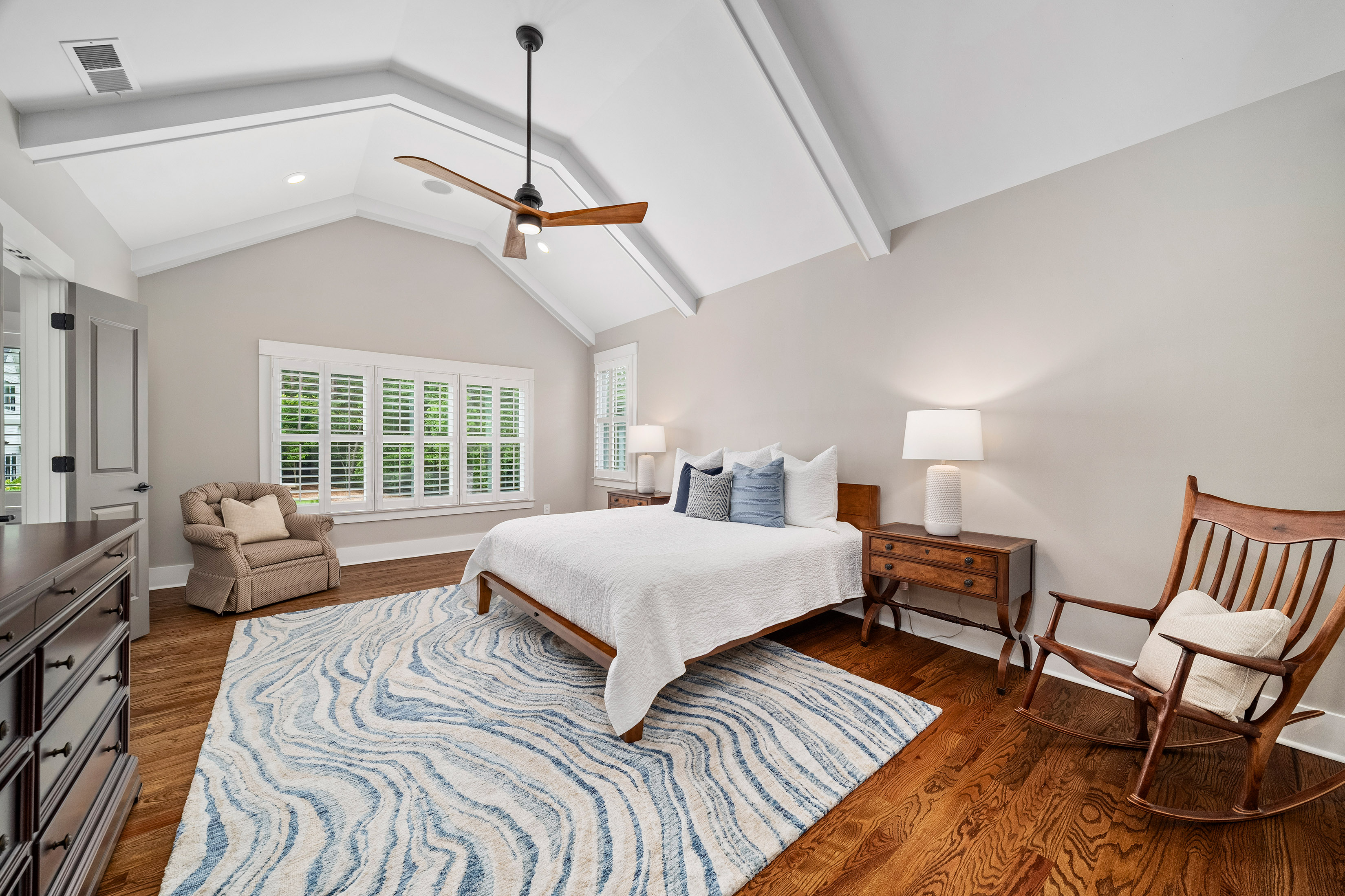  Stunning Modern Farmhouse with Luxury Finishes, Unbeatable Location, and No HOA - 物件實景