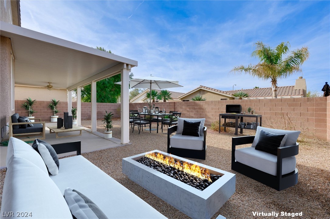 Henderson, Nevada, 89052, United States, 4 Bedrooms Bedrooms, ,2 BathroomsBathrooms,Residential,For Sale,1827915