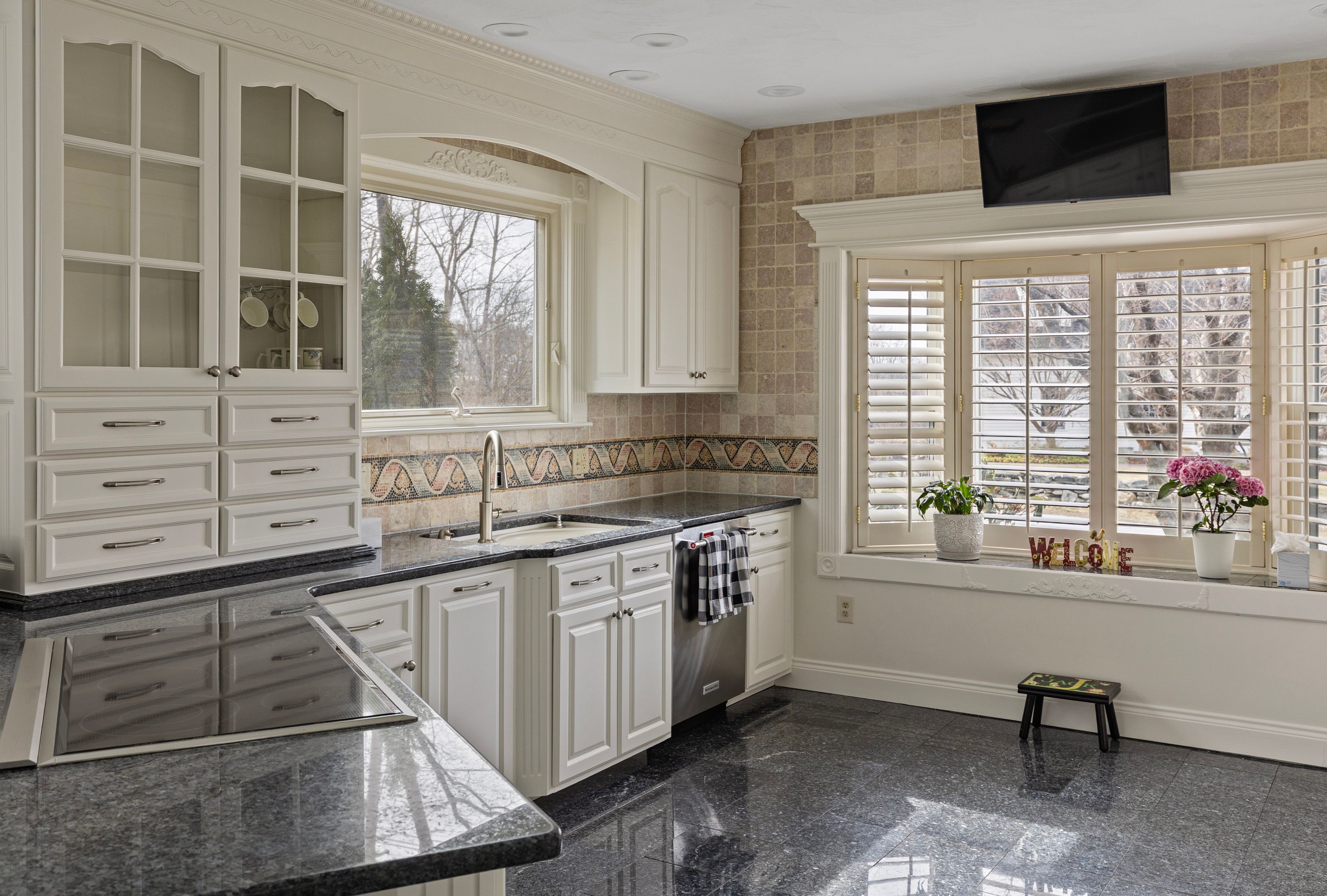  27 Old Upton Rd, Grafton, MA 01519 - 物件實景