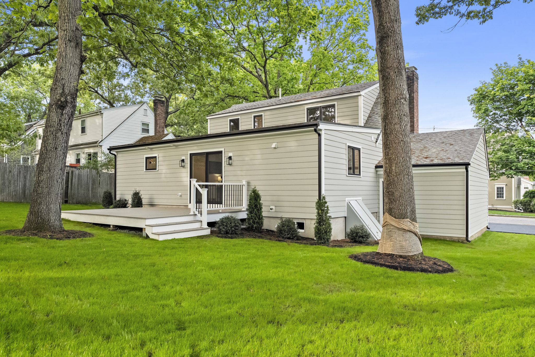  323 Ridge Street, Arlington, MA, 02474 - 物件實景