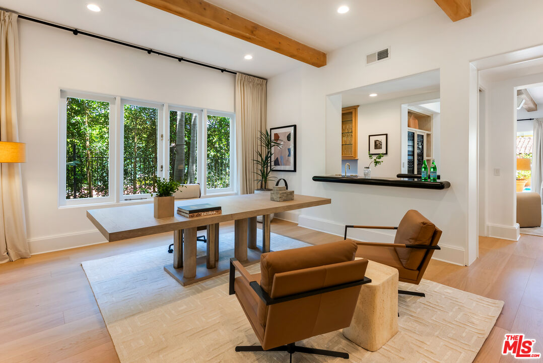Beverly Hills, California, 90210, United States, 6 Bedrooms Bedrooms, ,8 BathroomsBathrooms,Residential,For Sale,1926509